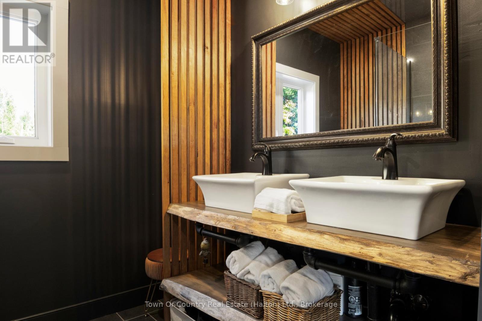 5041 Third Line, Erin, Ontario L7J 2L8 - Photo 29 - X12468457