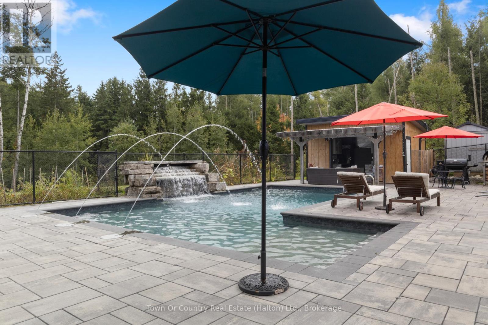 5041 Third Line, Erin, Ontario L7J 2L8 - Photo 41 - X12468457