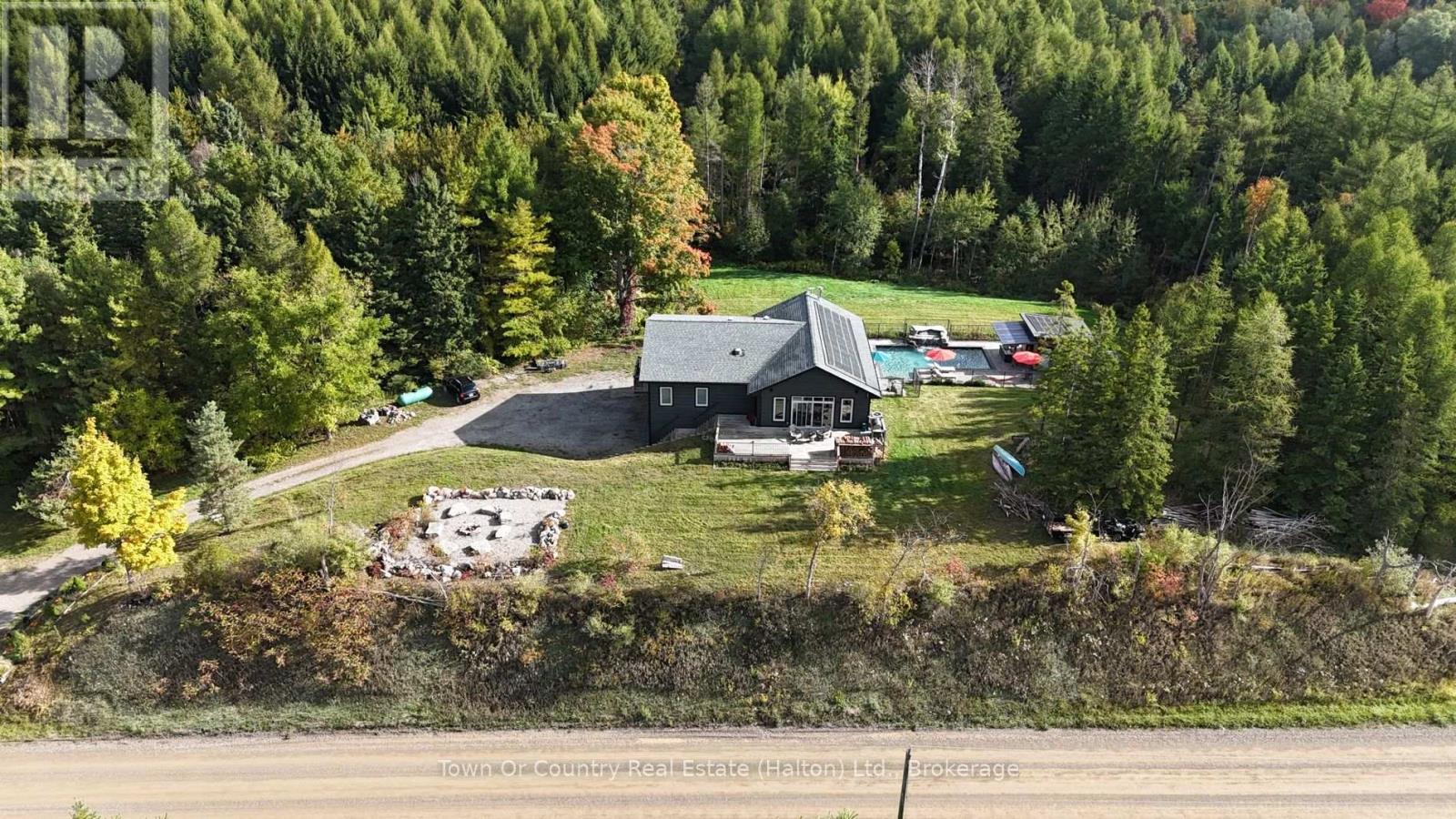 5041 Third Line, Erin, Ontario L7J 2L8 - Photo 46 - X12468457