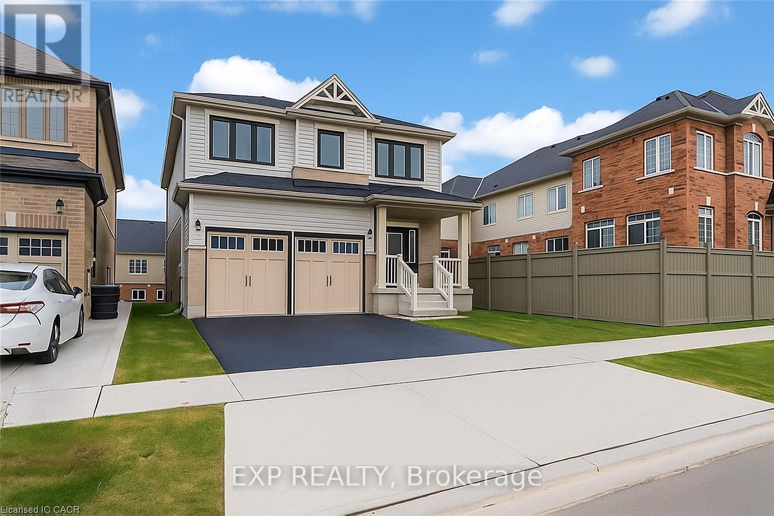 43 Sugar Trail, Kitchener, Ontario  N2R 0S5 - Photo 2 - X12503298