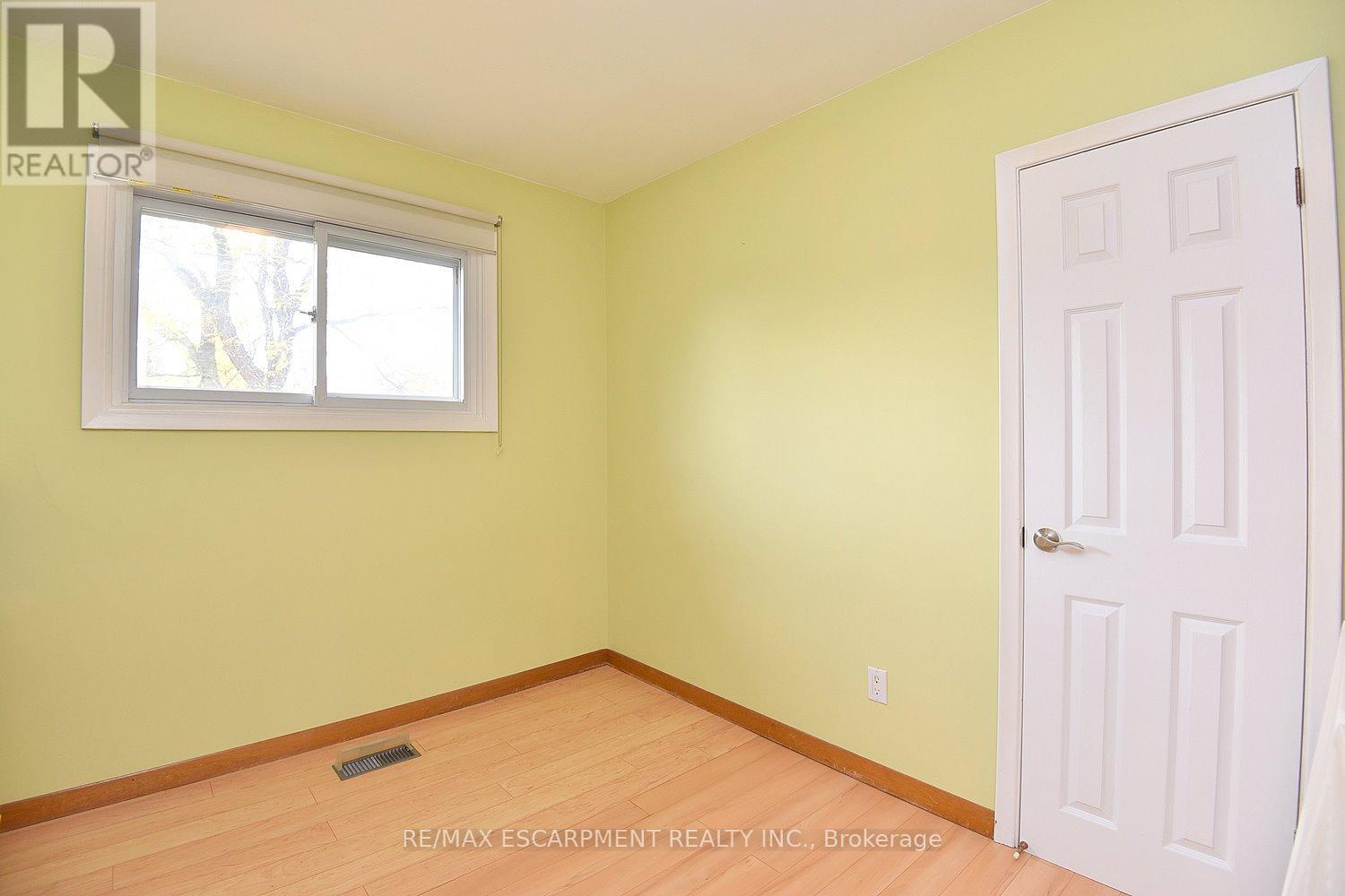 564 Evans Road, Hamilton, Ontario  L8B 0G7 - Photo 22 - X12503528
