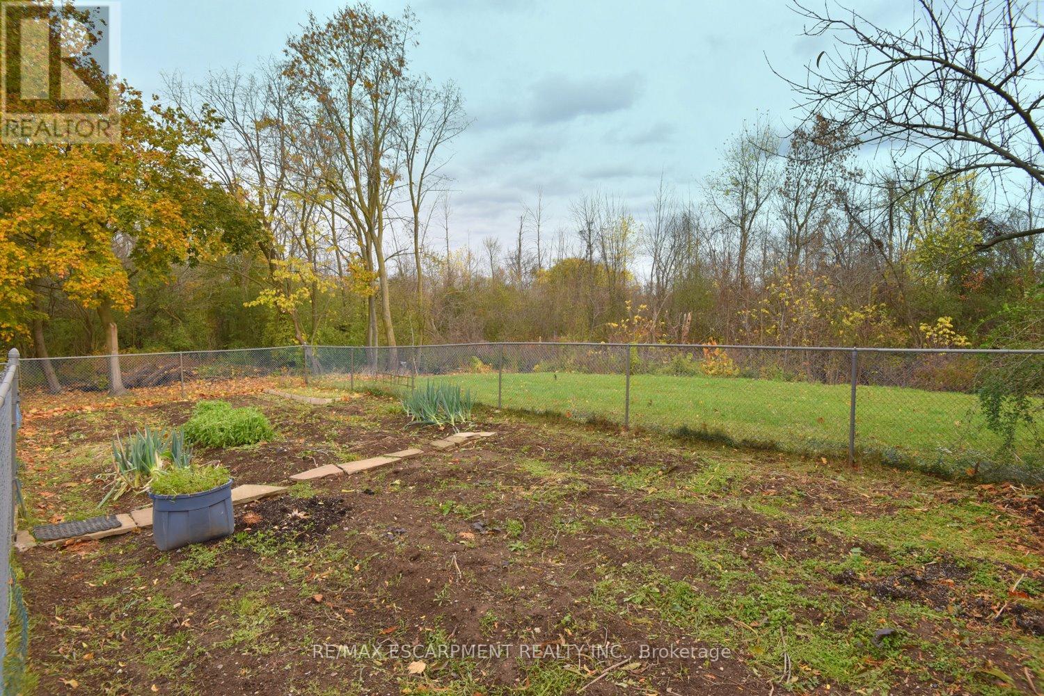 564 Evans Road, Hamilton, Ontario  L8B 0G7 - Photo 39 - X12503528