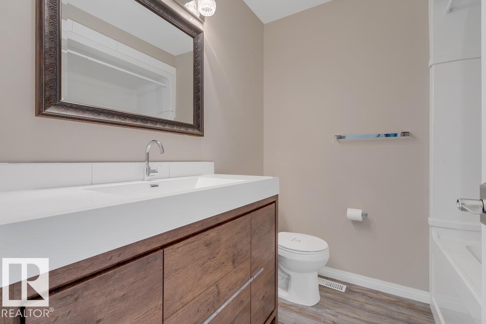 8712 151 Av Nw, Edmonton, Alberta  T5E 5Y2 - Photo 19 - E4464544