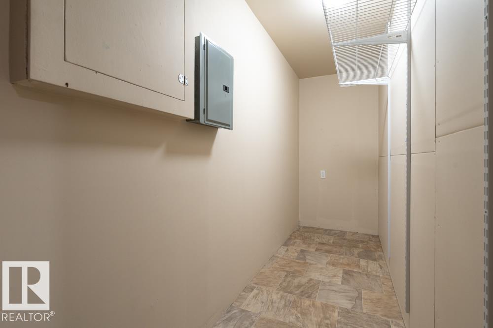 8712 151 Av Nw, Edmonton, Alberta  T5E 5Y2 - Photo 33 - E4464544