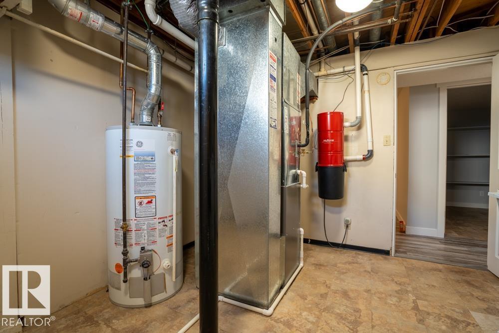 8712 151 Av Nw, Edmonton, Alberta  T5E 5Y2 - Photo 36 - E4464544