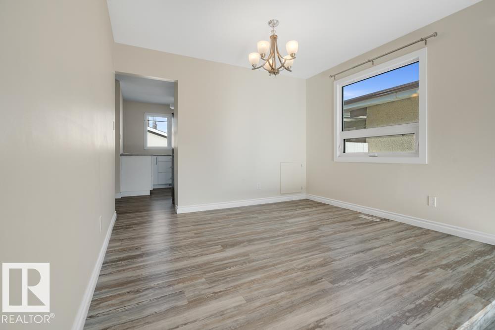 8712 151 Av Nw, Edmonton, Alberta  T5E 5Y2 - Photo 6 - E4464544