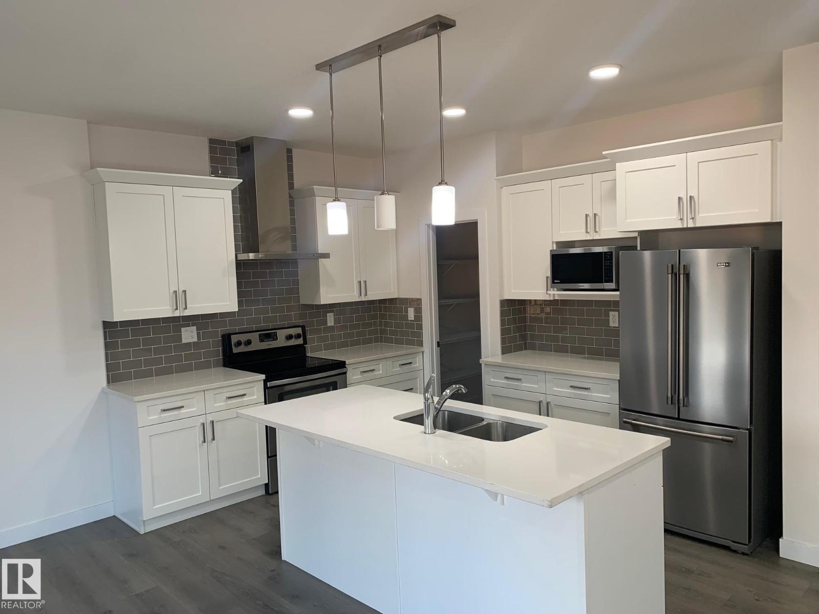 370 Edgemont Rd Nw, Edmonton, Alberta  T6M 0Y4 - Photo 2 - E4464546