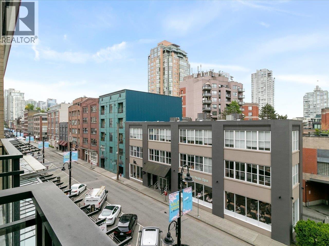 301 1275 Hamilton Street, Vancouver, British Columbia  V6B 1E2 - Photo 11 - R3063961