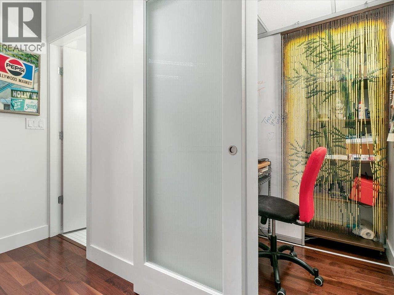 301 1275 Hamilton Street, Vancouver, British Columbia  V6B 1E2 - Photo 17 - R3063961