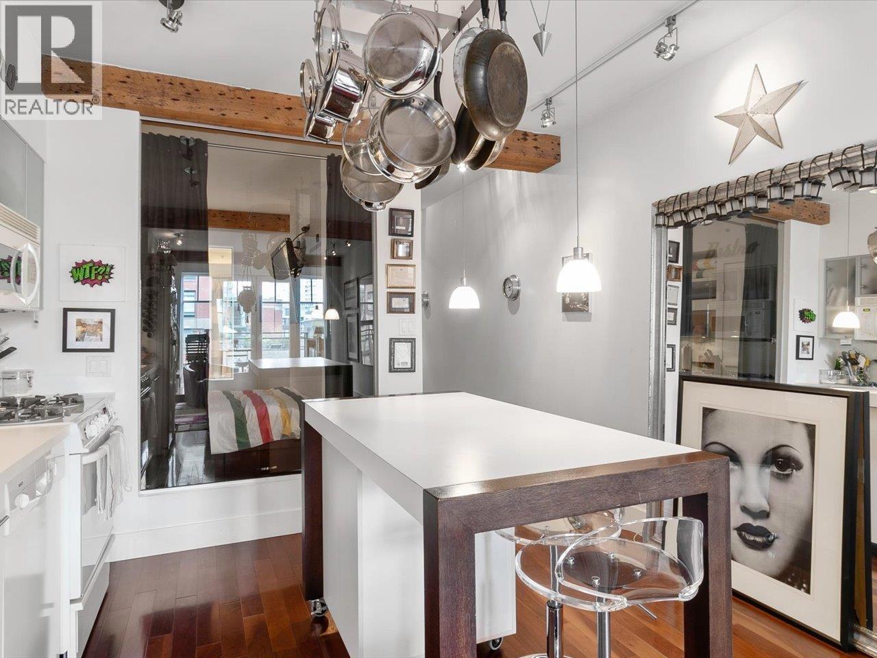 301 1275 Hamilton Street, Vancouver, British Columbia  V6B 1E2 - Photo 6 - R3063961