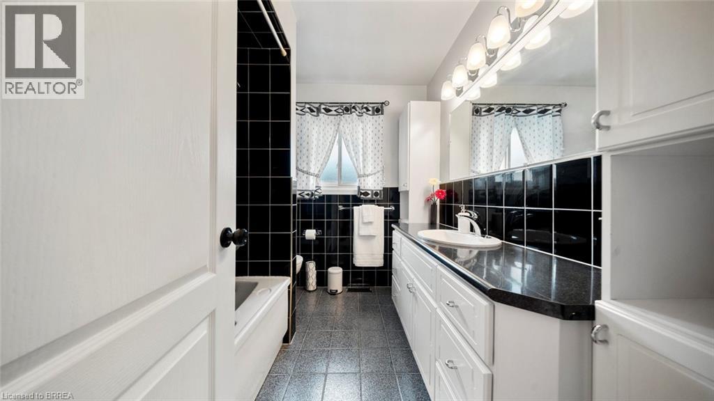 42 Palm Crescent, Brantford, Ontario  N3R 5G2 - Photo 23 - 40785117