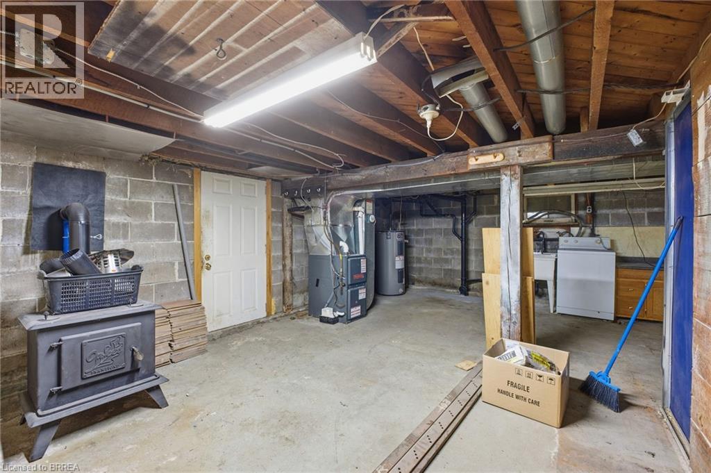 35 Edwin Street, Brantford, Ontario  N3T 4B8 - Photo 14 - 40776455