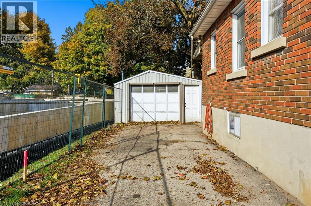 35 Edwin Street, Brantford, Ontario  N3T 4B8 - Photo 21 - 40776455