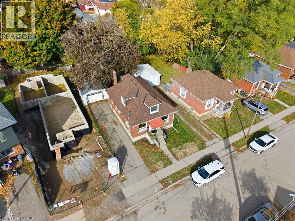 35 Edwin Street, Brantford, Ontario  N3T 4B8 - Photo 28 - 40776455