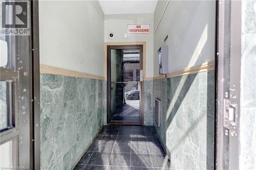 44-46 Dalhousie Street, Brantford, Ontario  N3T 2H8 - Photo 6 - 40766110