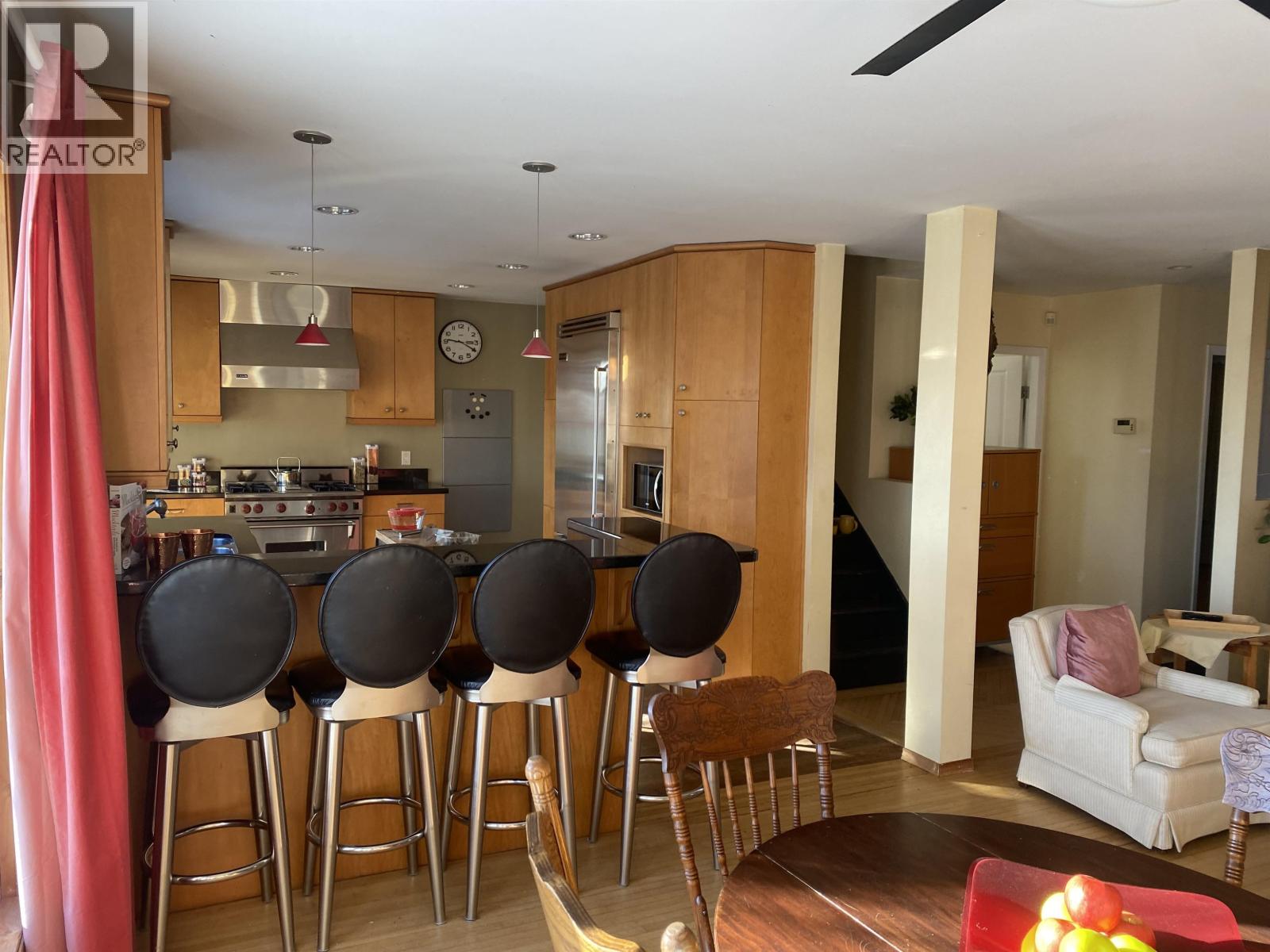 190 N Ellesmere Avenue, Burnaby, British Columbia  V5B 1J8 - Photo 17 - R3063986