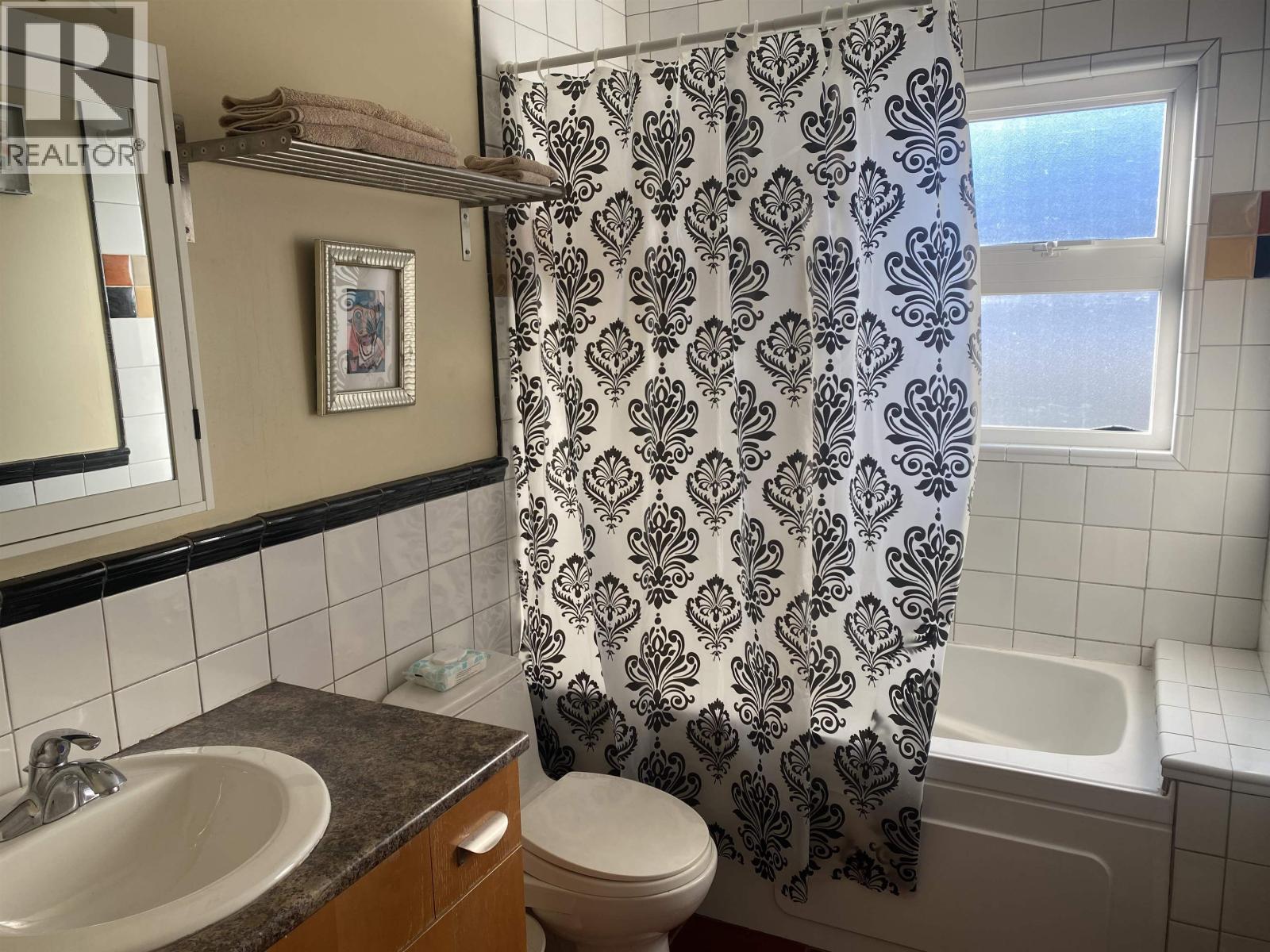 190 N Ellesmere Avenue, Burnaby, British Columbia  V5B 1J8 - Photo 22 - R3063986