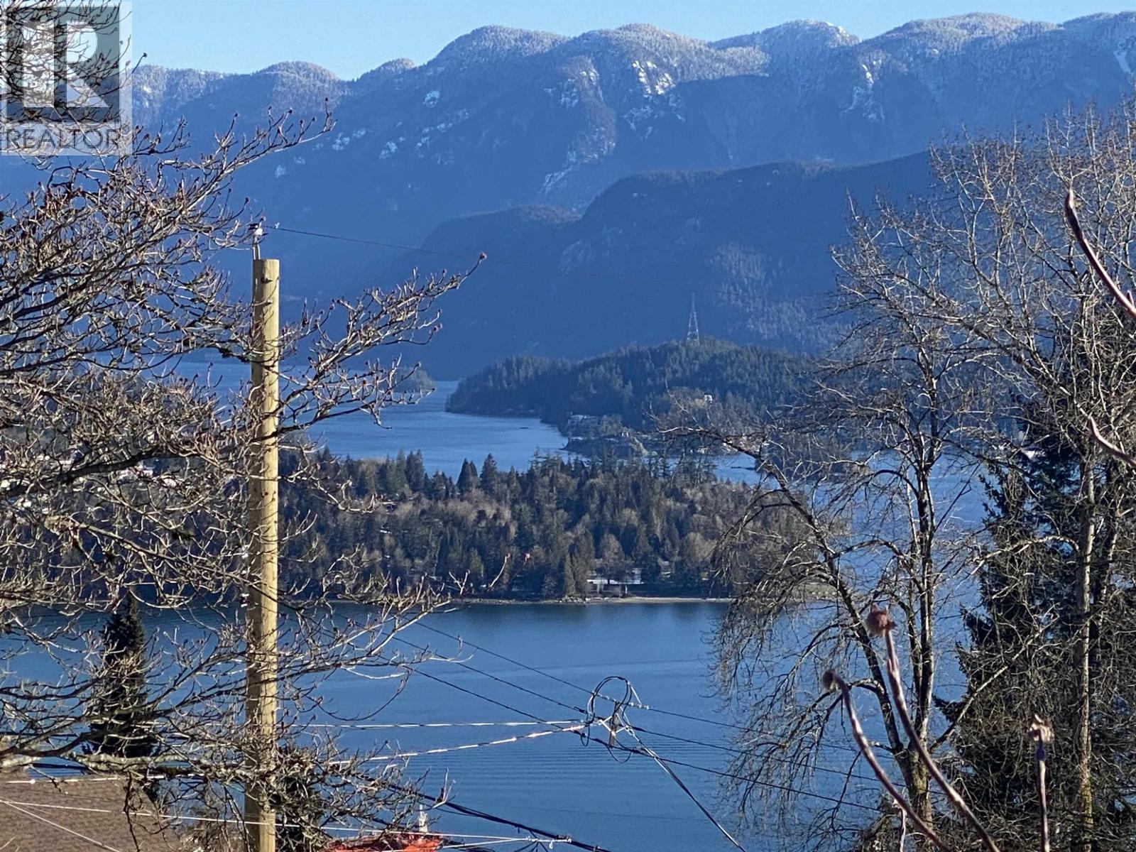 190 N Ellesmere Avenue, Burnaby, British Columbia  V5B 1J8 - Photo 32 - R3063986