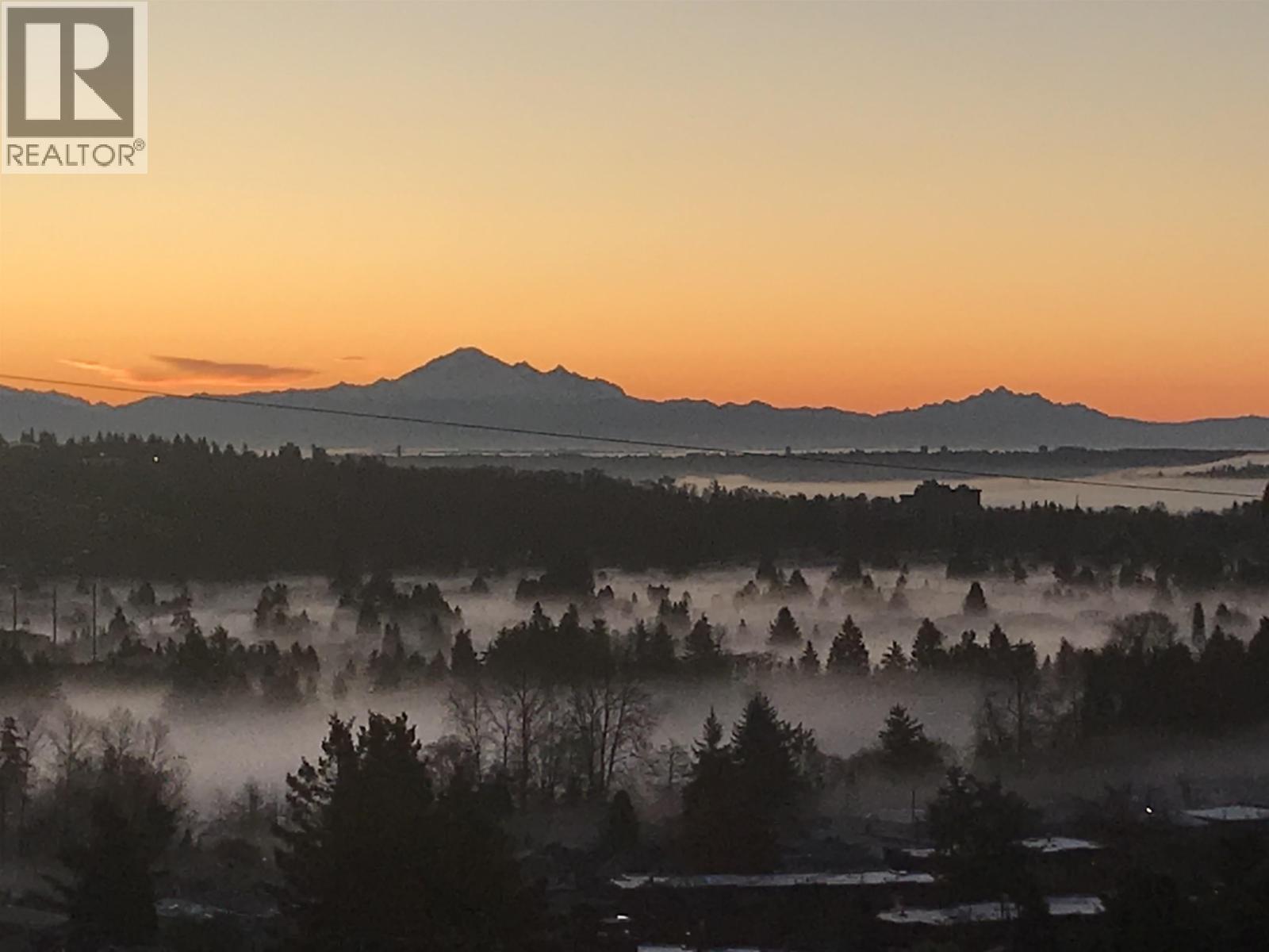 190 N Ellesmere Avenue, Burnaby, British Columbia  V5B 1J8 - Photo 5 - R3063986