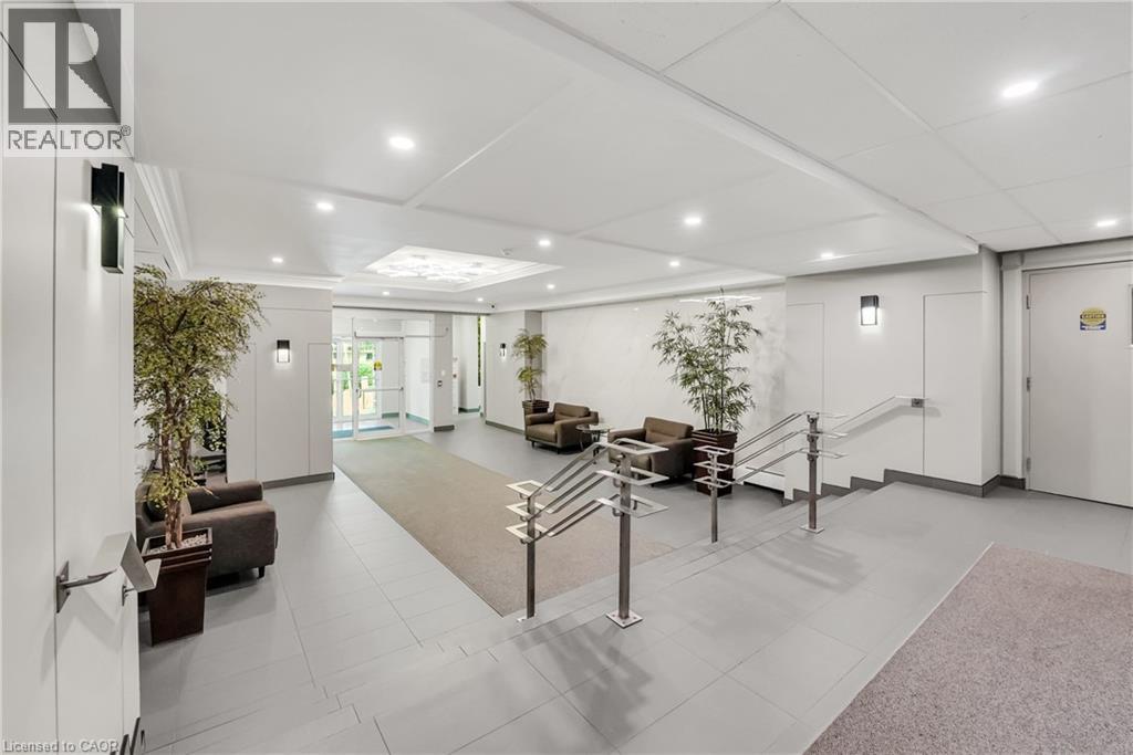 975 Warwick Court Unit# 508, Burlington, Ontario  L7T 3Z7 - Photo 4 - 40784834