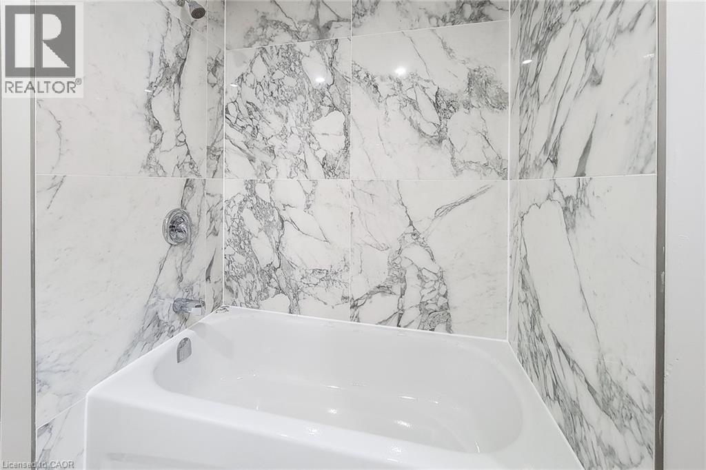 103 East 45th Street, Hamilton, Ontario  L8T 3J9 - Photo 35 - 40782386