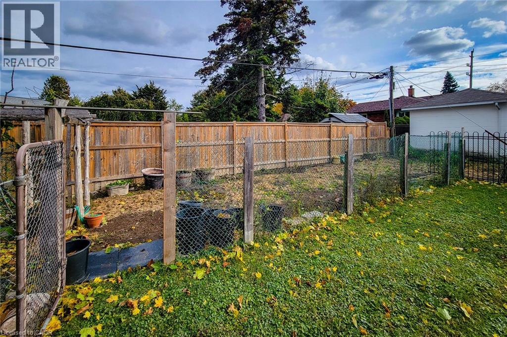 103 East 45th Street, Hamilton, Ontario  L8T 3J9 - Photo 44 - 40782386