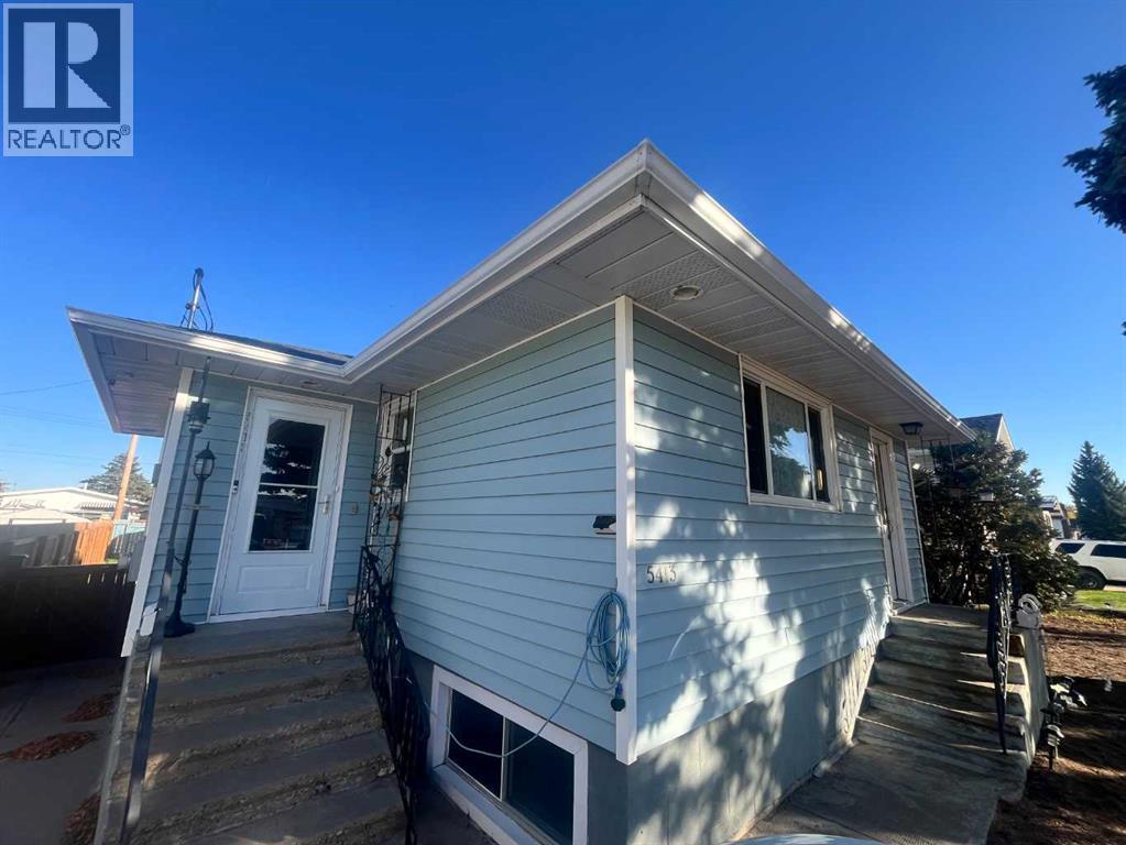 5413 56 Street, Taber, Alberta  T1G 1L8 - Photo 2 - A2262642