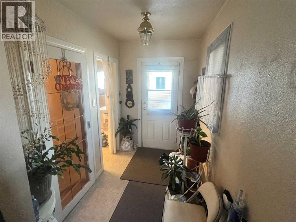 5413 56 Street, Taber, Alberta  T1G 1L8 - Photo 8 - A2262642