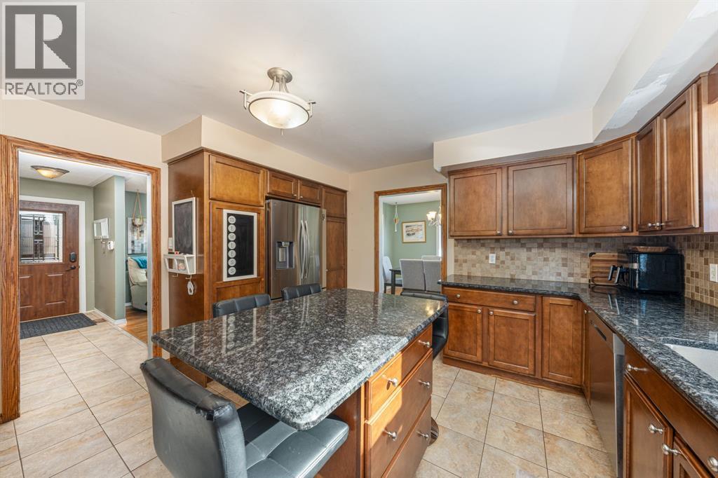 1105 Salisbury Street, Sarnia, Ontario  N7S 3V6 - Photo 11 - 25027679