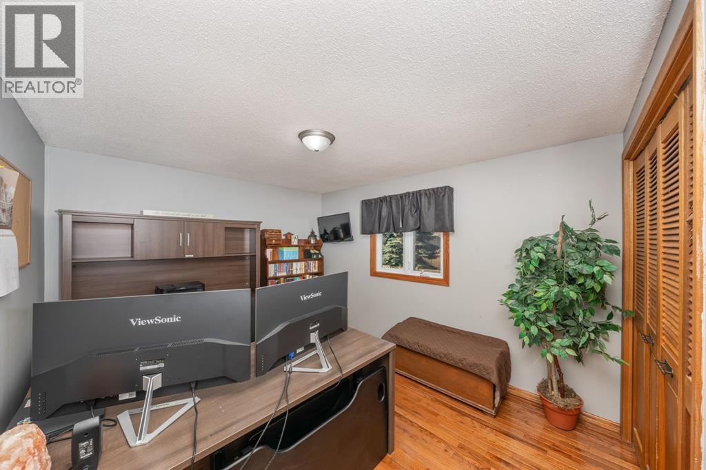 1105 Salisbury Street, Sarnia, Ontario  N7S 3V6 - Photo 25 - 25027679