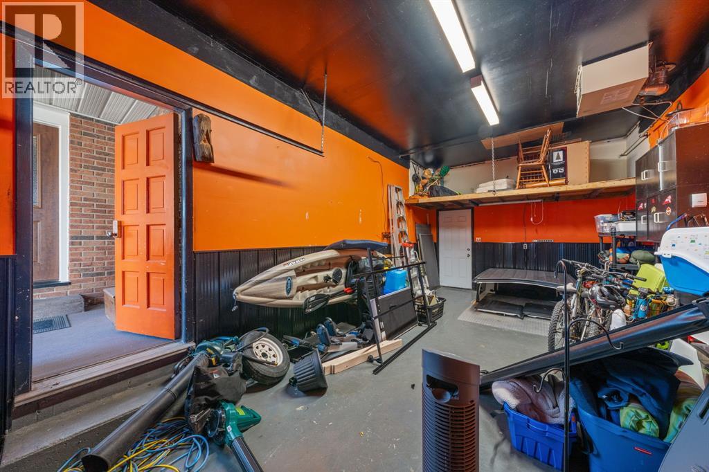 1105 Salisbury Street, Sarnia, Ontario  N7S 3V6 - Photo 36 - 25027679