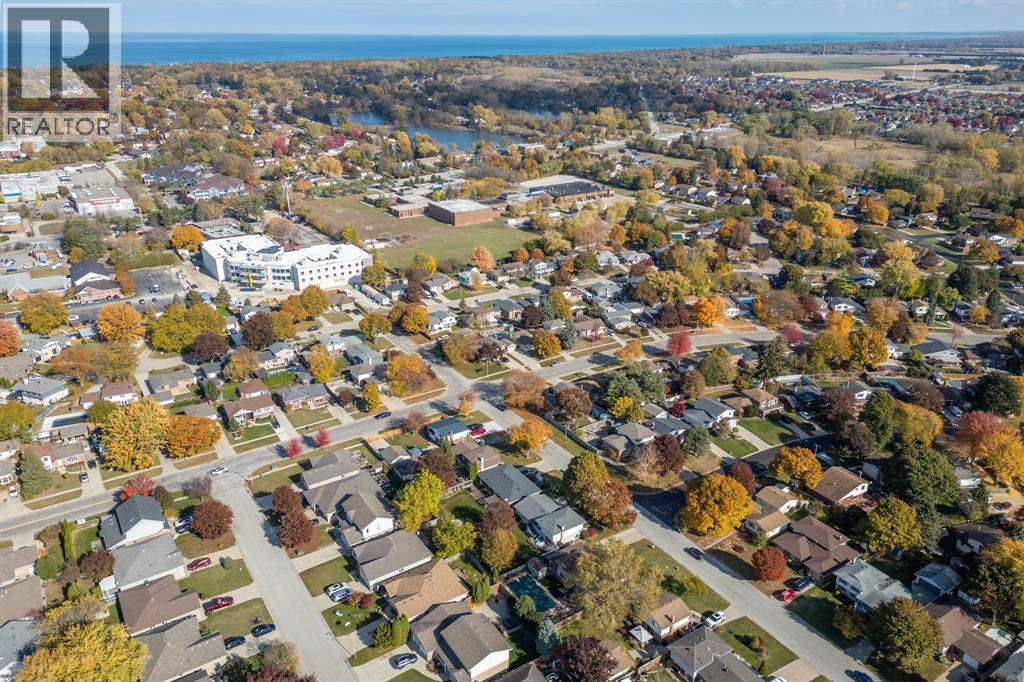 1105 Salisbury Street, Sarnia, Ontario  N7S 3V6 - Photo 50 - 25027679