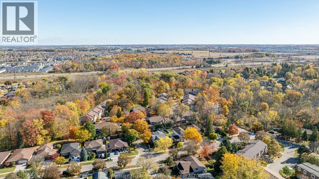 Photo 40 of 50 for 70 Glenroy Unit# 7