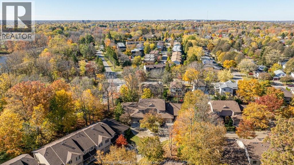 Photo 42 of 50 for 70 Glenroy Unit# 7