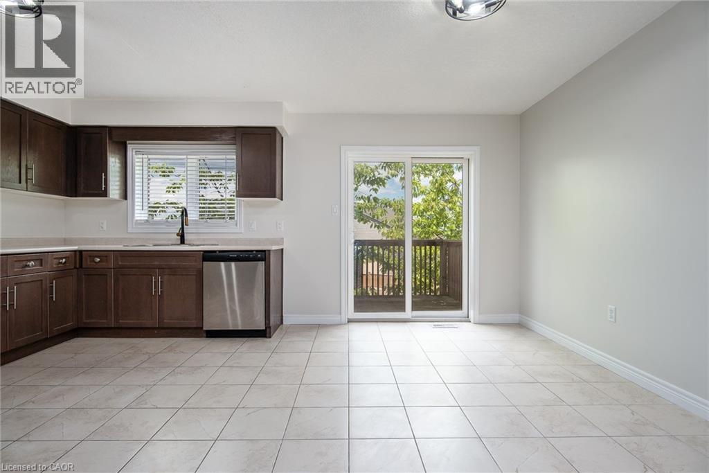 70 Willowrun Drive Unit# J-3, Kitchener, Ontario  N2A 0J3 - Photo 8 - 40784988