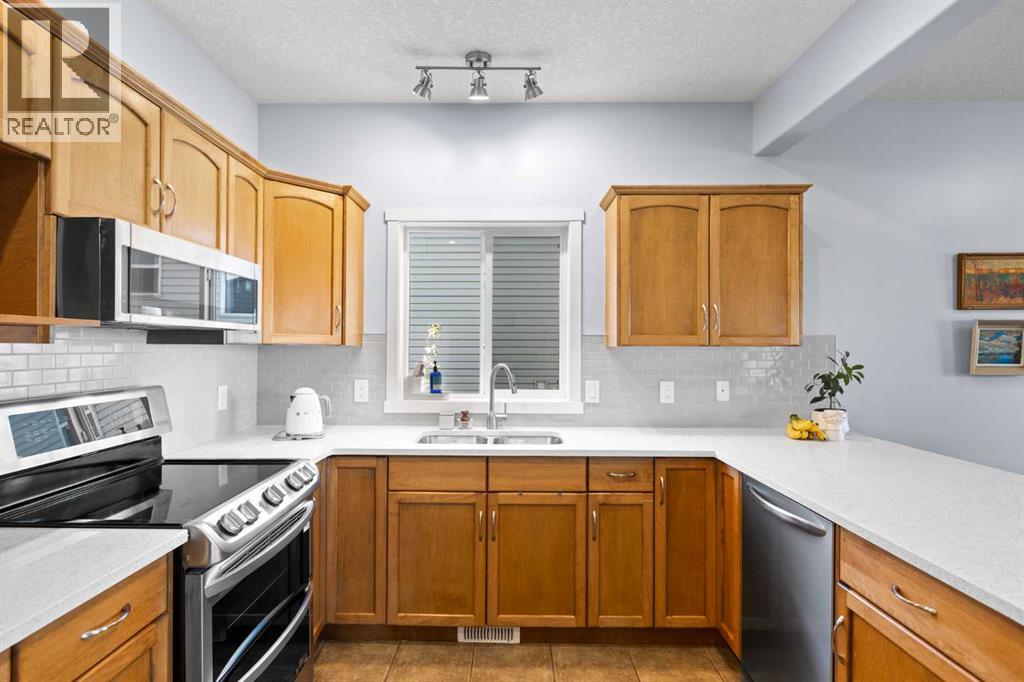 23 Collins Crescent, Crossfield, Alberta  T0M 0S0 - Photo 4 - A2264627