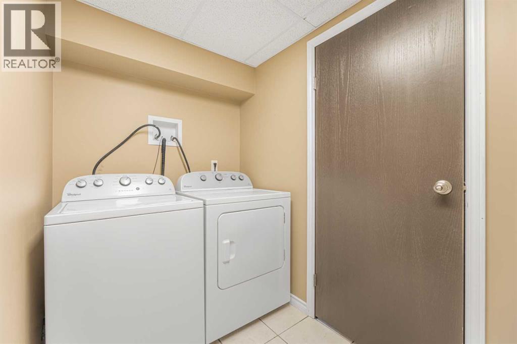 215 Hidden Vale Place Nw, Calgary, Alberta  T2M 1J4 - Photo 21 - A2266718