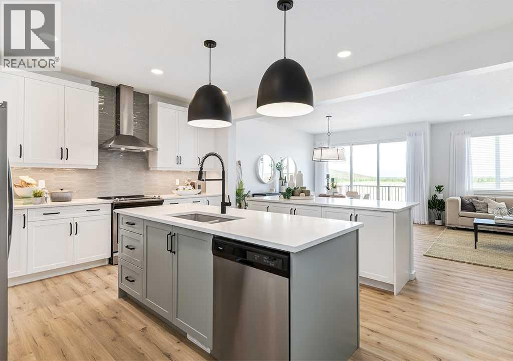 72 Lewisburg Close Ne, Calgary, Alberta  T3P 2N4 - Photo 3 - A2266724