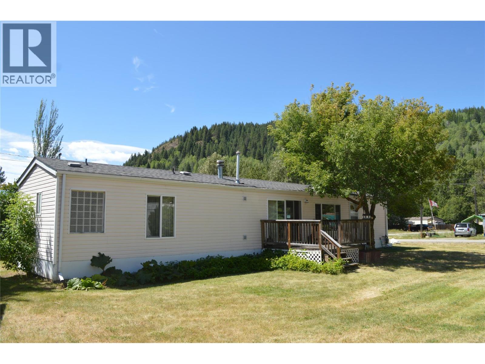 690 Copper Avenue N, greenwood, British Columbia