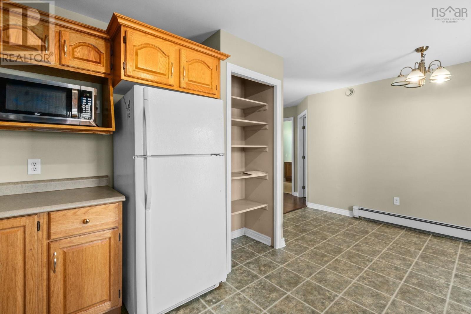 10 Ashgrove Avenue, Cole Harbour, Nova Scotia  B2V 1G1 - Photo 9 - 202526901