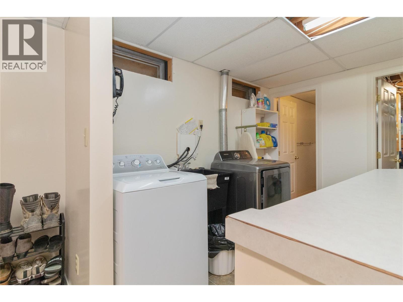 1040 Cactus Road, Kelowna, British Columbia  V1X 3N7 - Photo 21 - 10367240