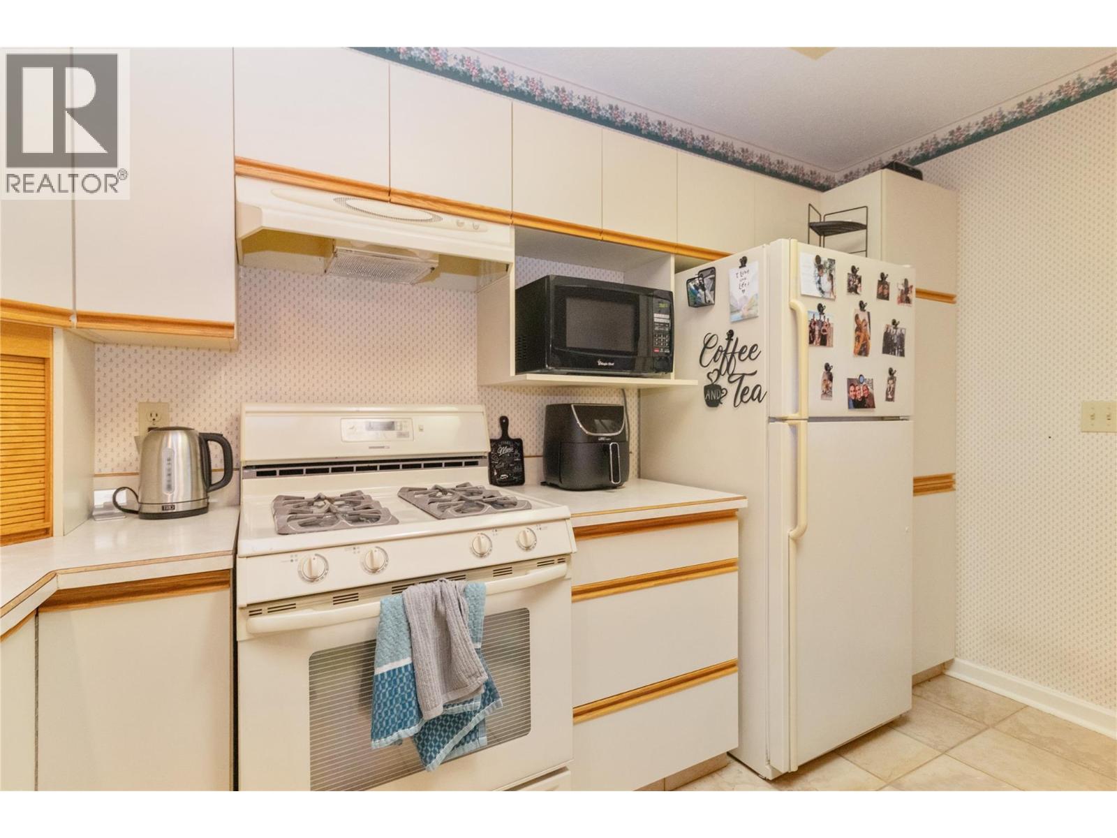 1040 Cactus Road, Kelowna, British Columbia  V1X 3N7 - Photo 11 - 10367240