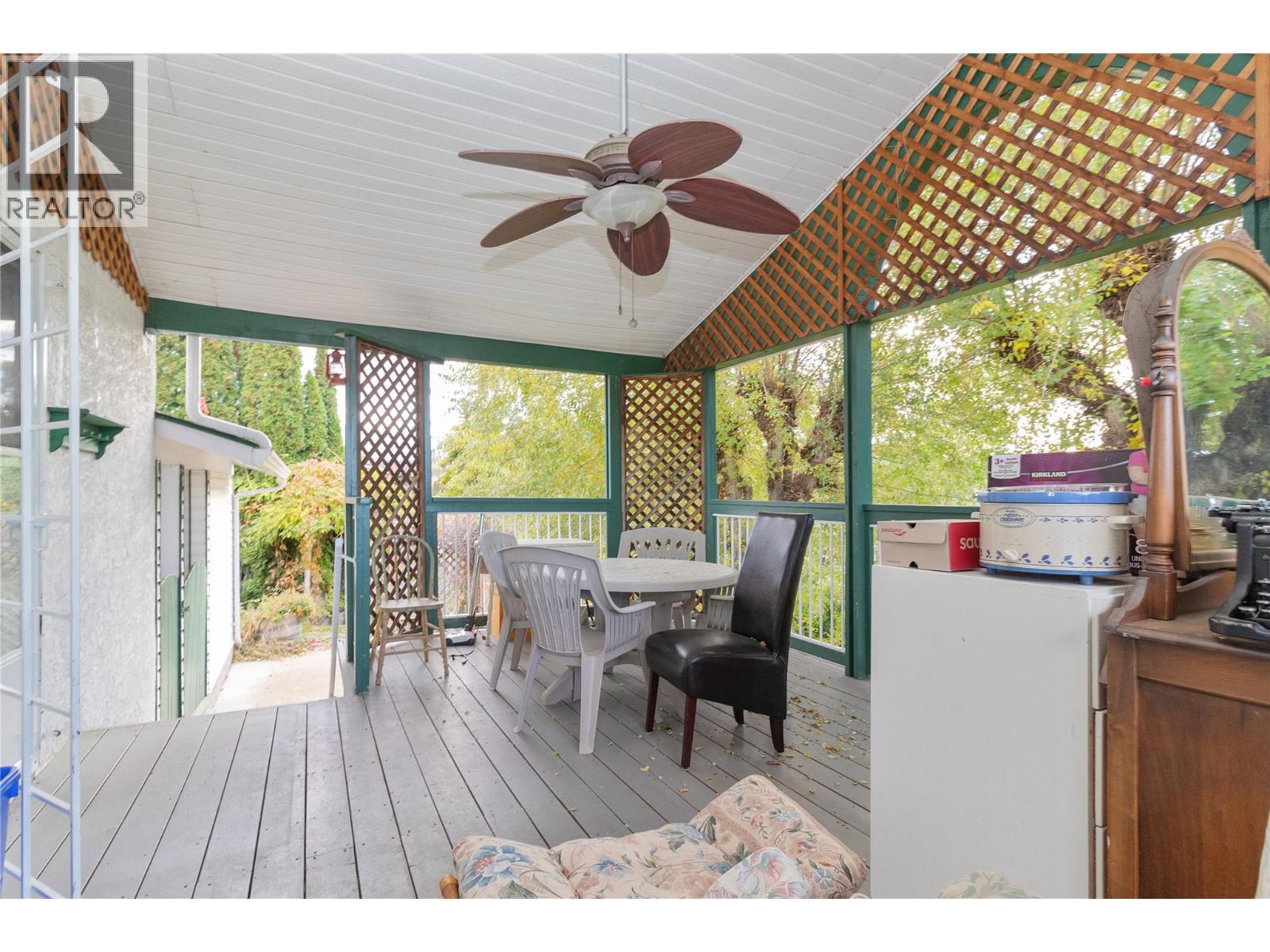 1040 Cactus Road, Kelowna, British Columbia  V1X 3N7 - Photo 33 - 10367240