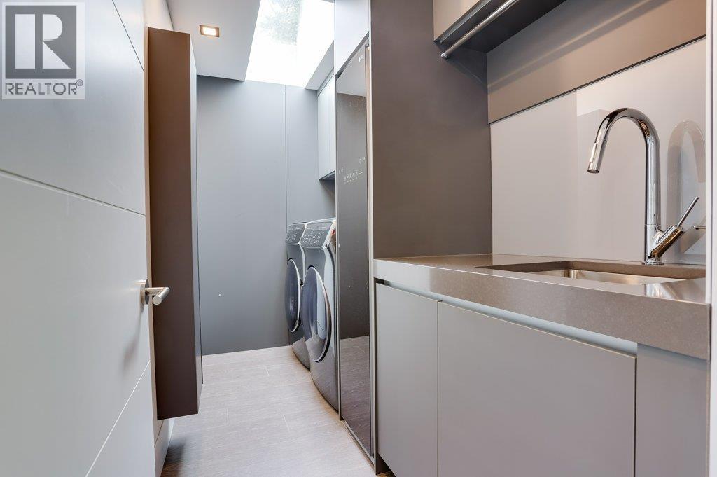 4577 Capilano Road, North Vancouver, British Columbia  V7R 4K3 - Photo 26 - R3063582