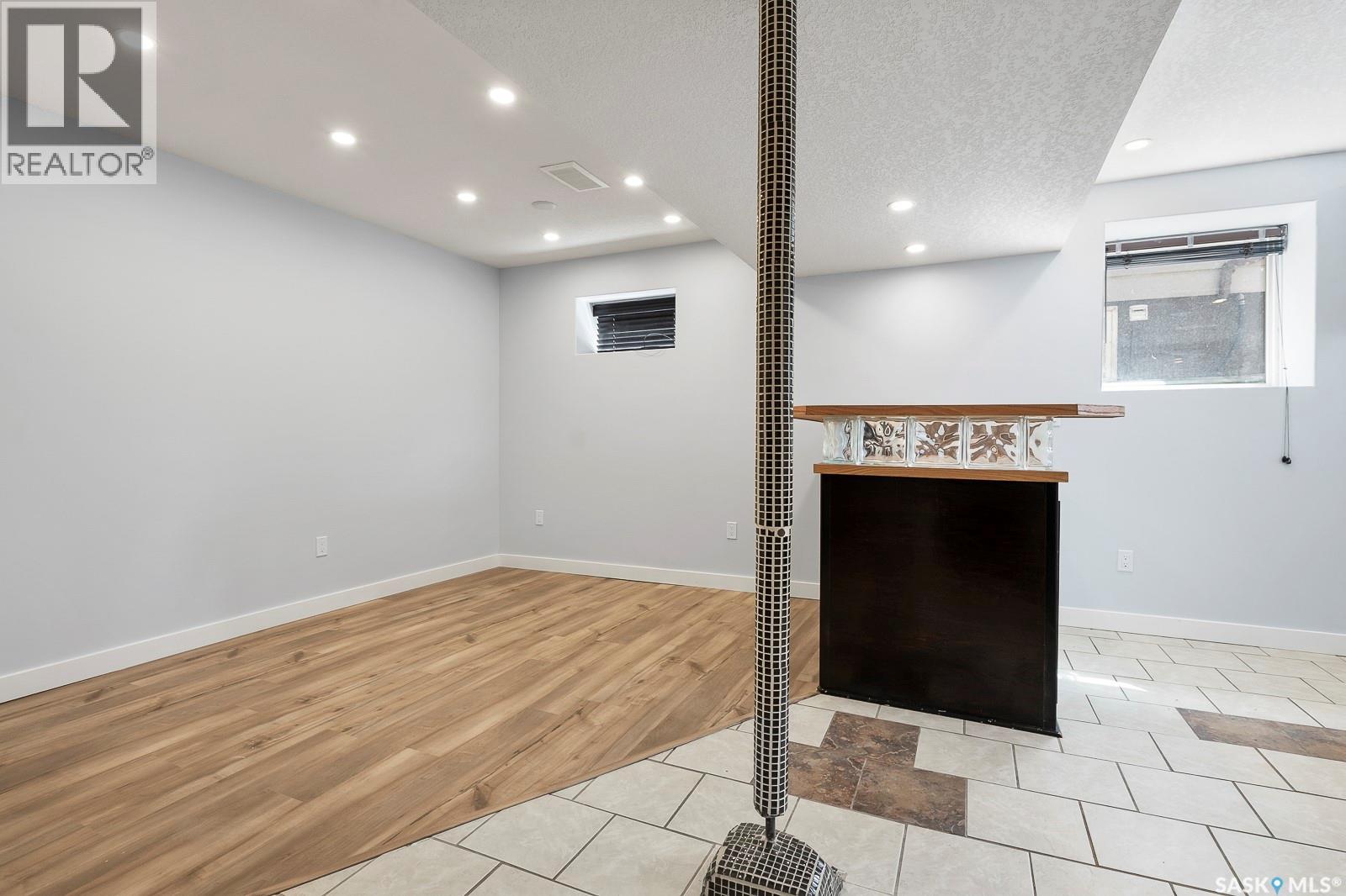 2711 Mackay Street, Regina, Saskatchewan  S4N 2T8 - Photo 15 - SK022274