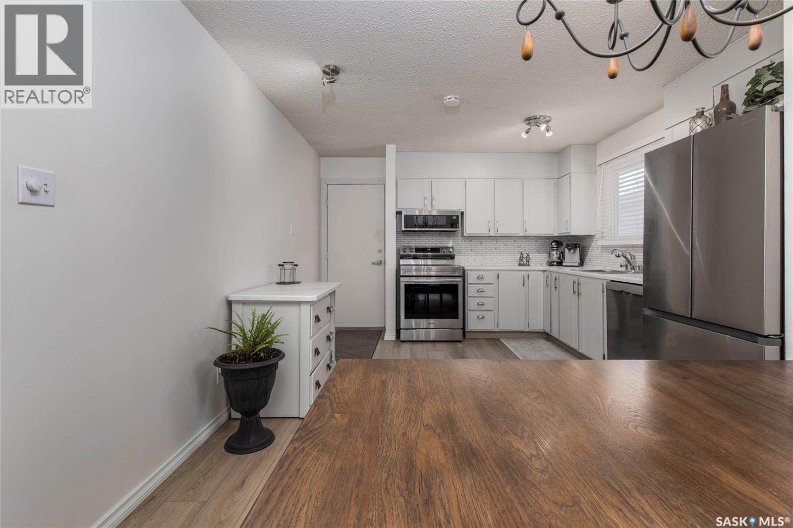 550 3rd Avenue Nw, Moose Jaw, Saskatchewan  S6H 7B6 - Photo 14 - SK022263