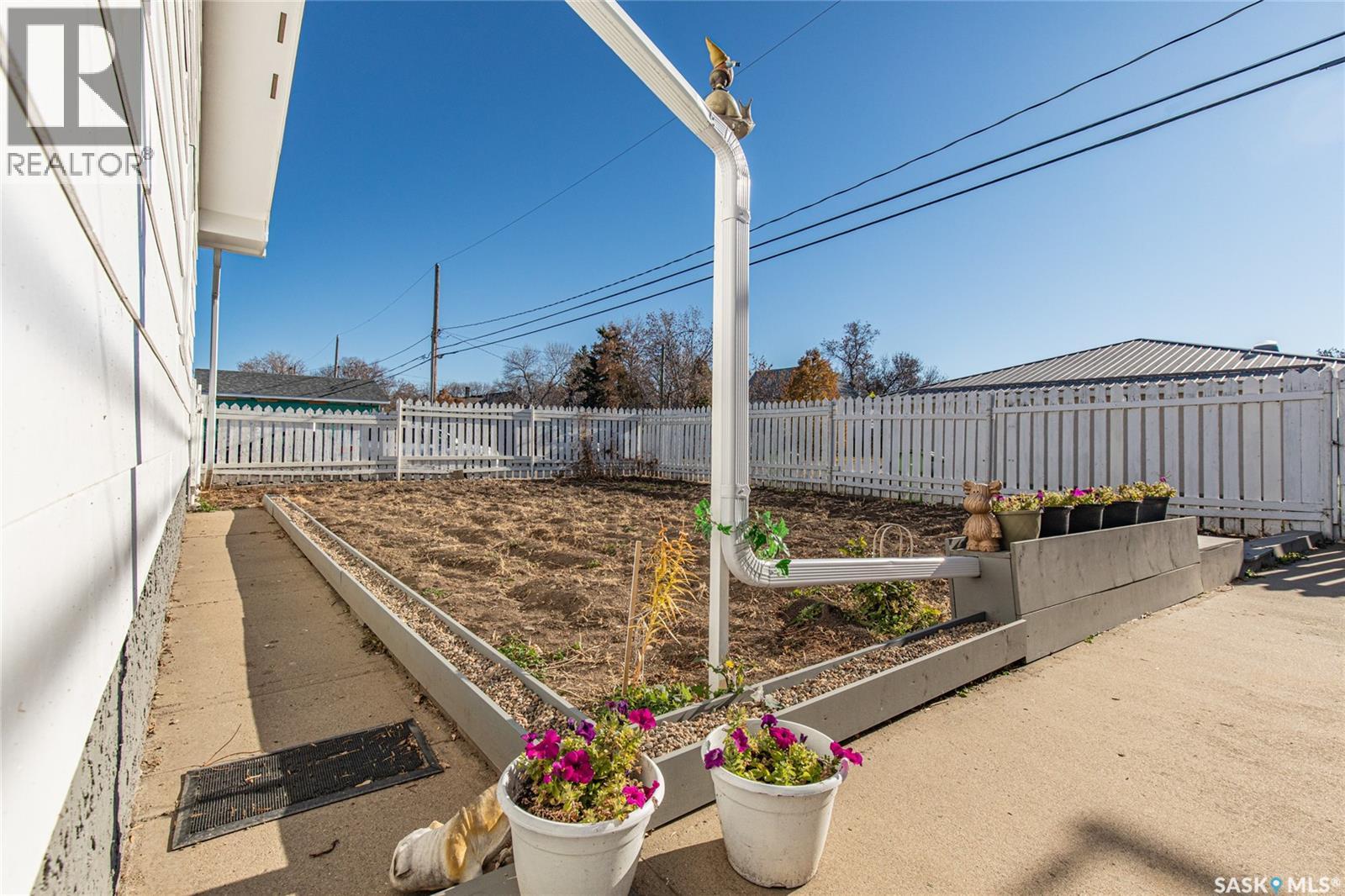 550 3rd Avenue Nw, Moose Jaw, Saskatchewan  S6H 7B6 - Photo 47 - SK022263