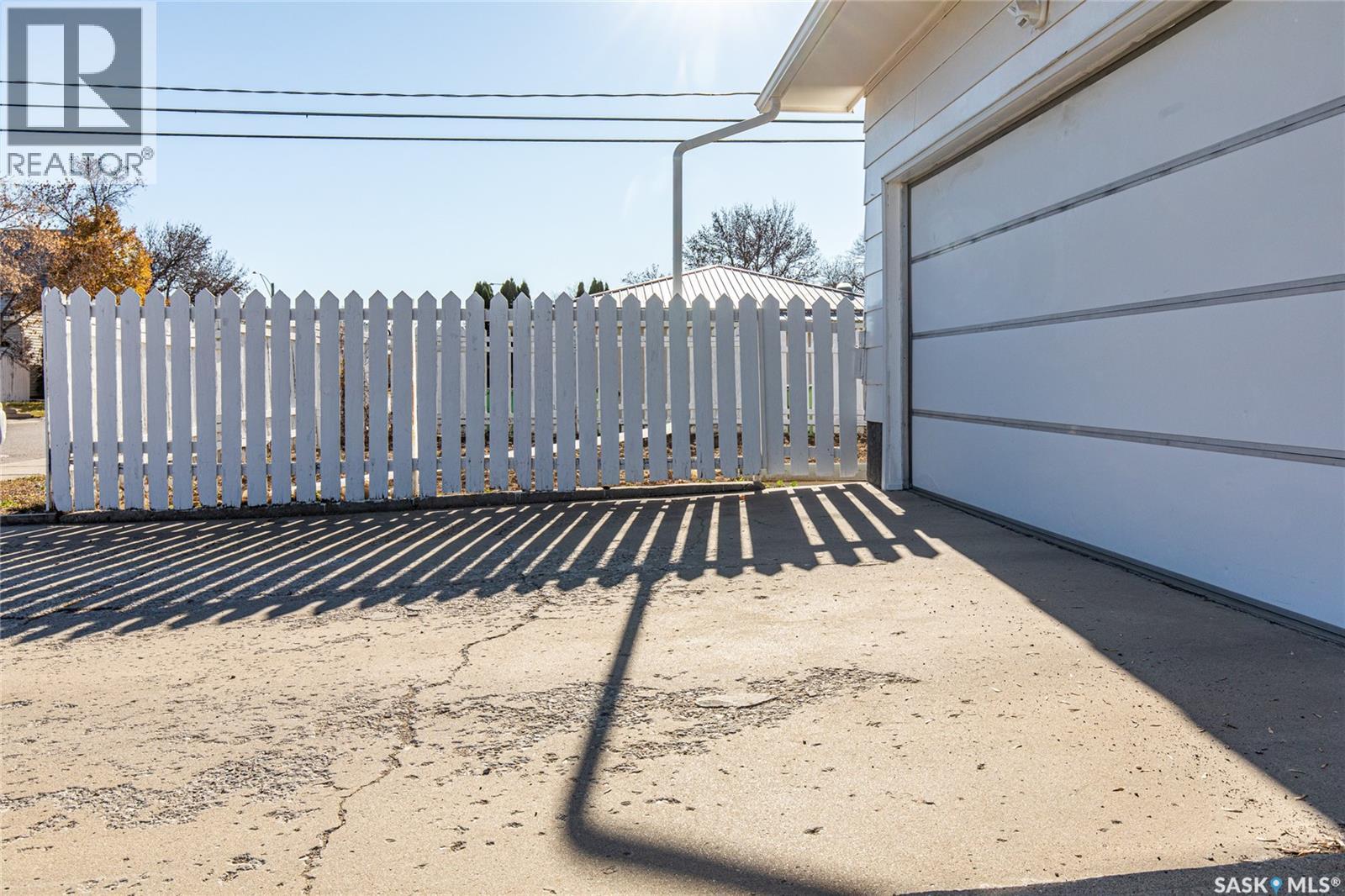 550 3rd Avenue Nw, Moose Jaw, Saskatchewan  S6H 7B6 - Photo 49 - SK022263