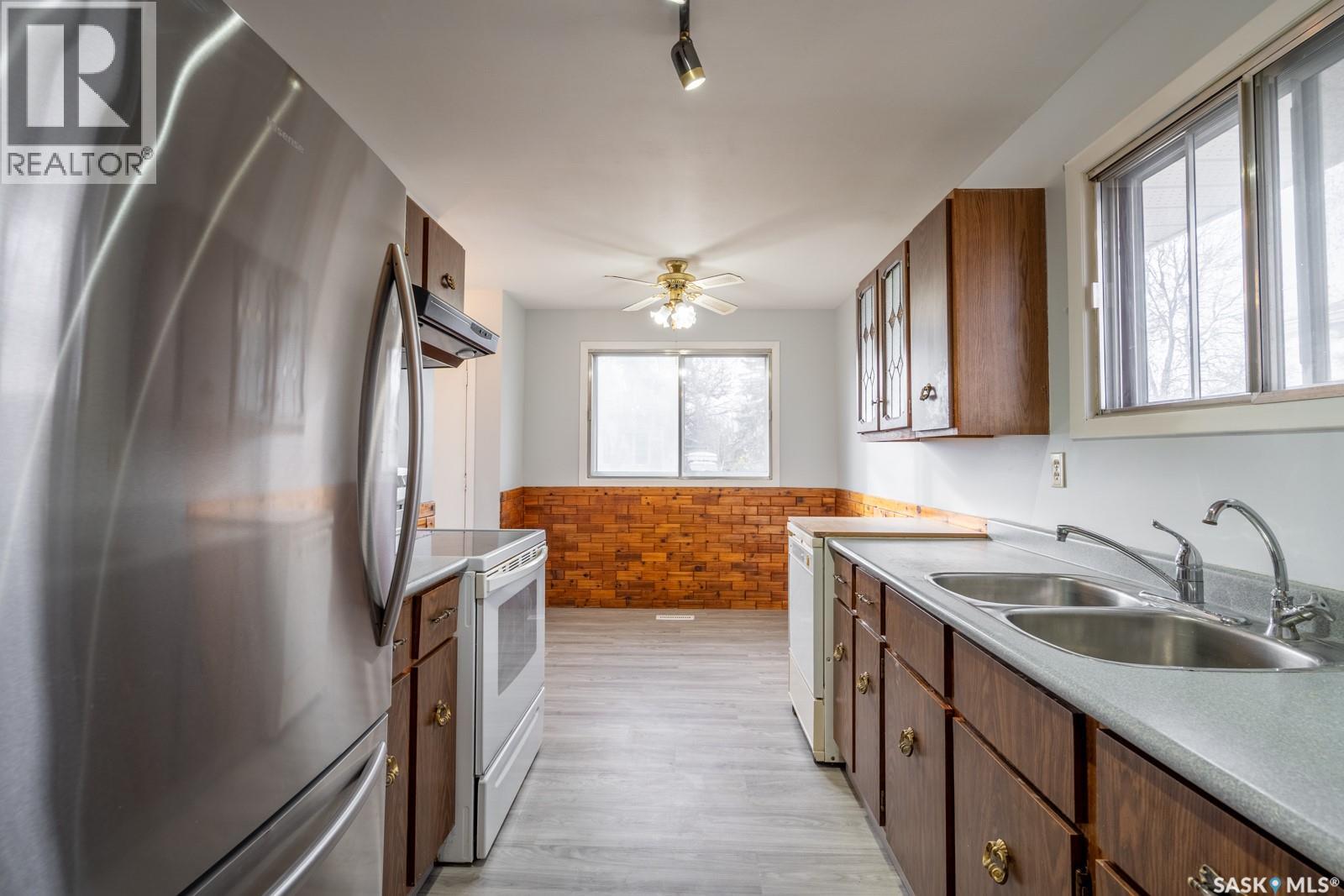 N 822 Hayworth Crescent N, Regina, Saskatchewan  S4X 1Y1 - Photo 11 - SK022246