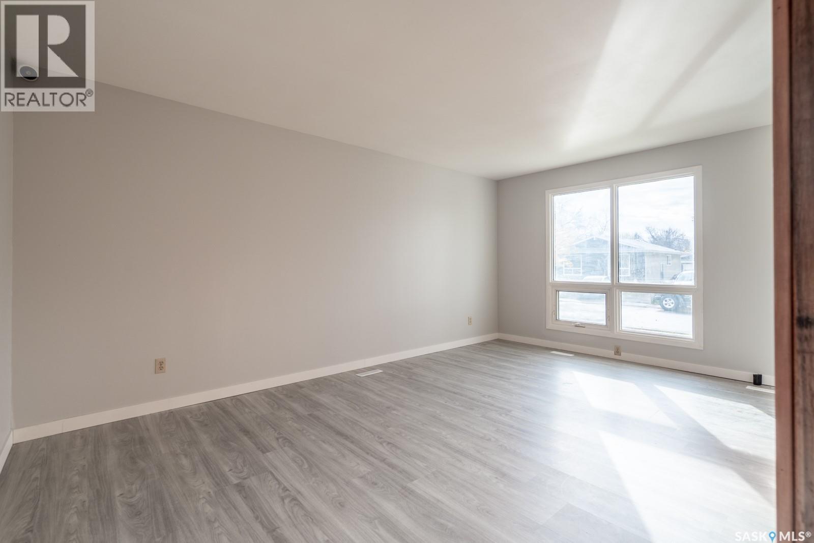 N 822 Hayworth Crescent N, Regina, Saskatchewan  S4X 1Y1 - Photo 6 - SK022246